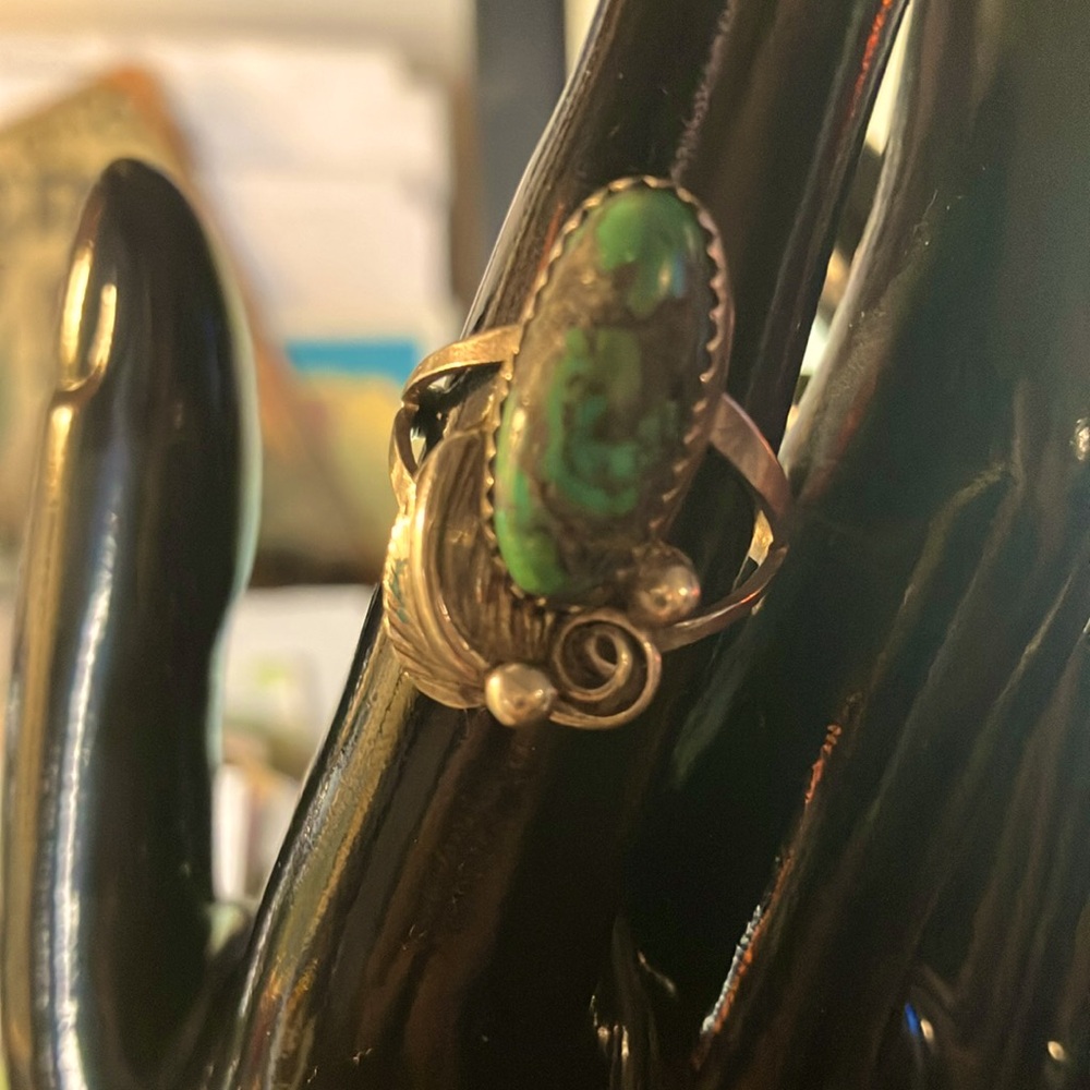 Vintage Navajo Sterling Silver .925 Turquoise & Feather Ring Size 7.5